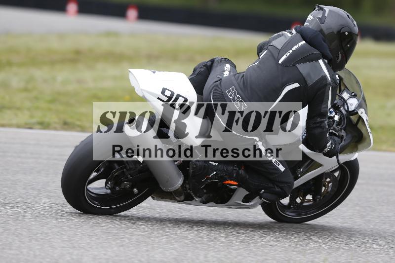 /Archiv-2024/13 22.04.2024 Plüss Moto Sport ADR/Freies Fahren/901